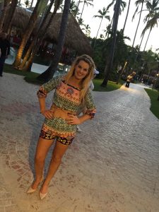 5 Things Women Do Before Travelling South